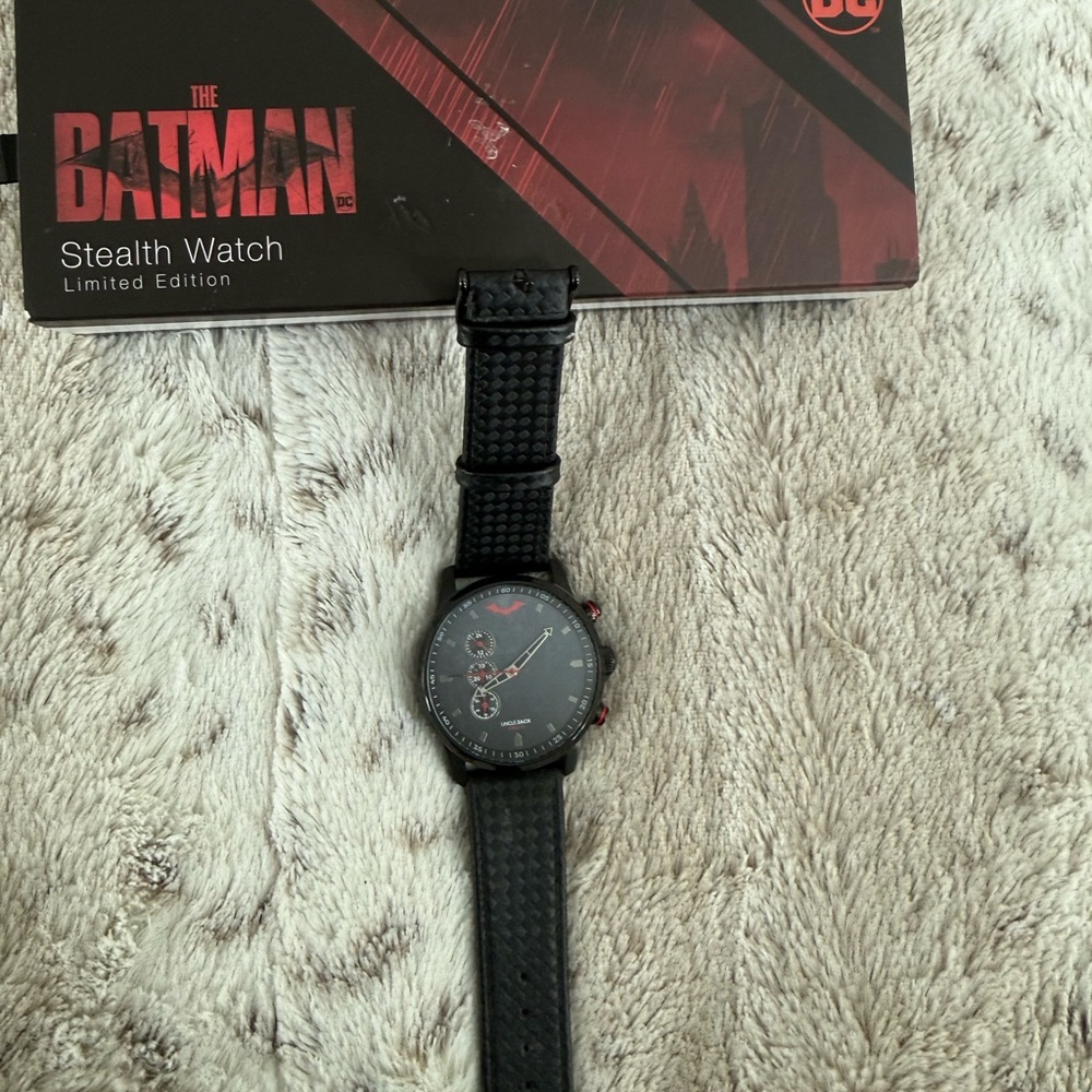 DC Batman Stealth Watch in Red and Black - Picture 10 of 15